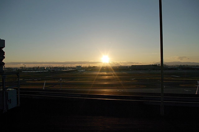 Haneda Airport and Sunset | Tokyo