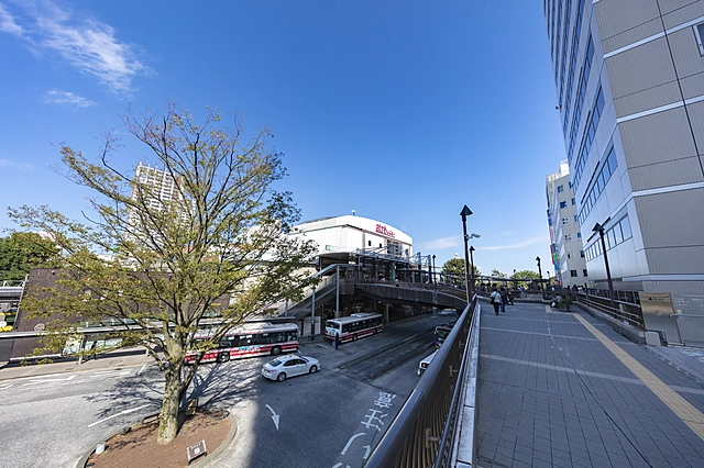 三鷹駅前｜東京都三鷹市