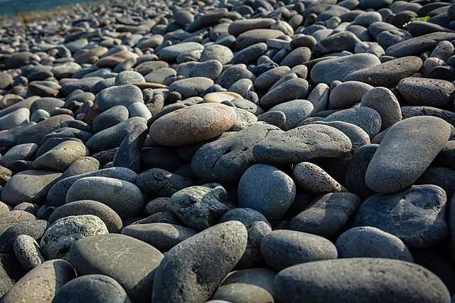 Numazu Senbonhama coast stone | Shizuoka Prefecture