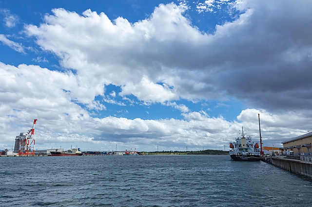 Near Ishikari Bannaguro Pier | Hokkaido