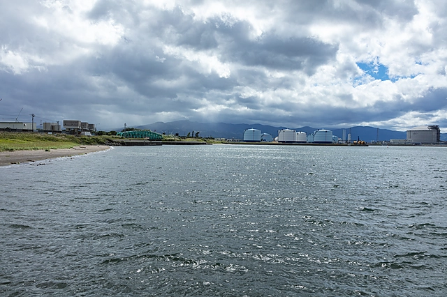 Near Ishikari Bay New Port | Hokkaido