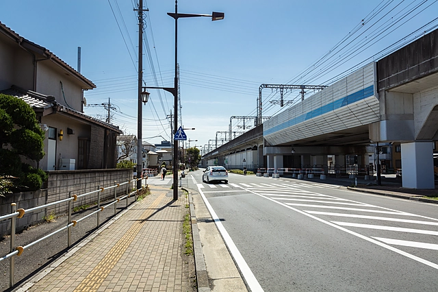 Under the Elevated Railway near Koshigaya Station | Saitama Prefecture