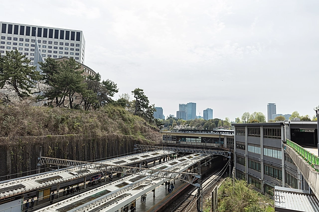 Around Yotsuya Station | Tokyo