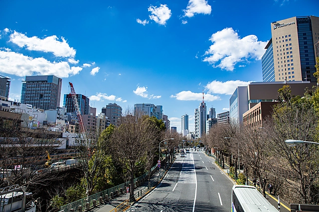 Sotobori-dori | Tokyo | Ochanomizu