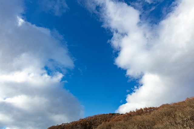 Blue Sky and Spreading Clouds | Japan