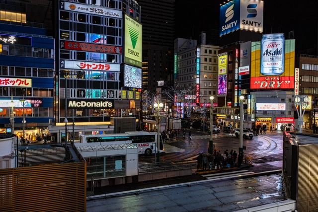Susukino Crossing at Night | Hokkaido
