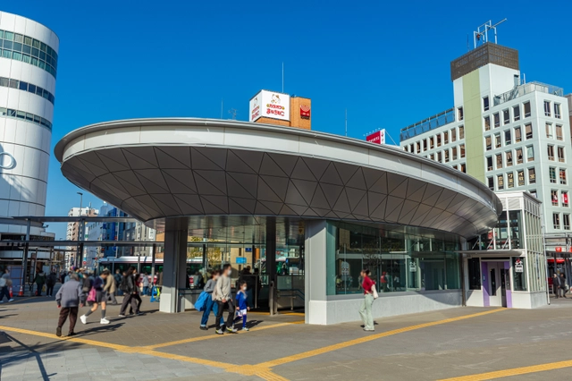 調布駅の地上出入口|東京都調布市