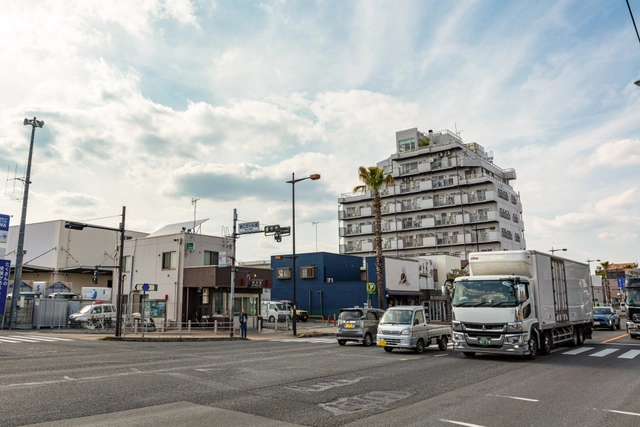 横田基地第二ゲート前の交差点｜東京都福生市